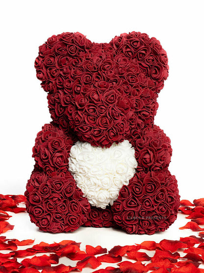 Weinroter Rosenbär (Teddybär aus Rosen) mit weißem Herz, 40 cm